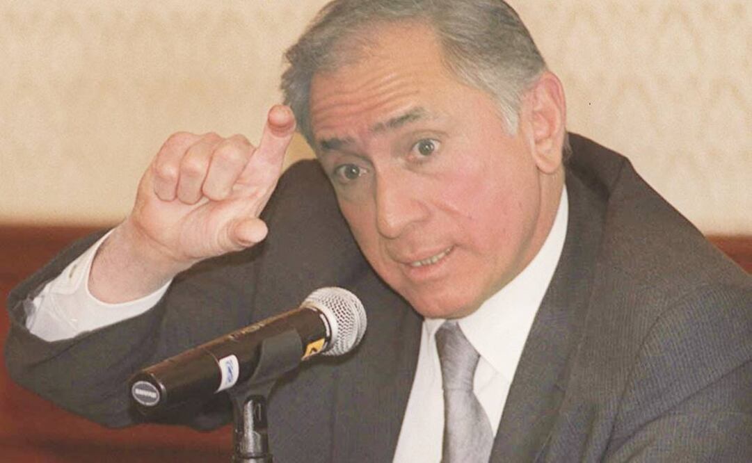 Acuerd o. Joel Ayala, dirigente de la FSTSE, dijo que se le da a cada trabajador una mayor capacidad de compra para el Buen Fin (ARCHIVO EL UNIVERSAL)