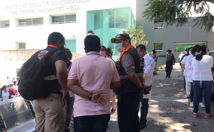 Por vibraciones en estructura, evacuan hospital de Cancerología en Veracruz 
