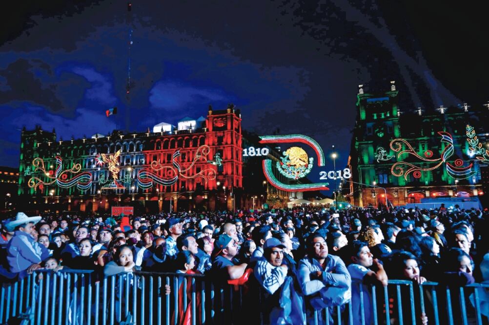 Por algunas horas el lugar estuvo tranquilo, sólo el cuchicheo de las personas estaba presente. (YADÍN XOLALPA. EL UNIVERSAL)