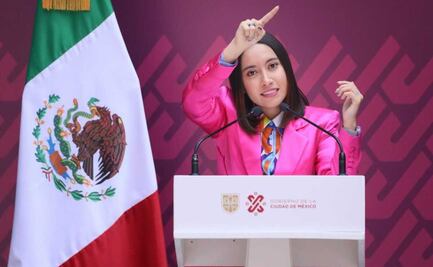Katya Echazarreta, la primera mexicana en ir al espacio, narra a niñas qué se siente estar fuera de la Tierra