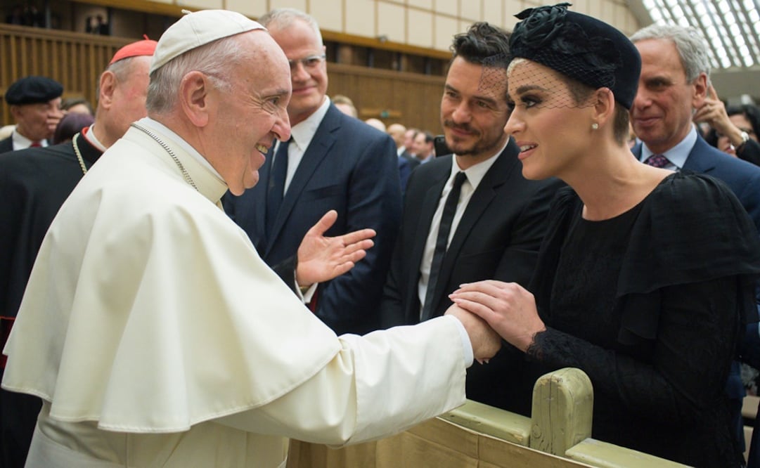 Katy Perry y Orlando Bloom cruzan miradas con el Papa: Archivo AFP