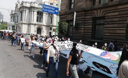 Marchan integrantes del Movimiento de Aspirantes Excluidos de la Educación Superior