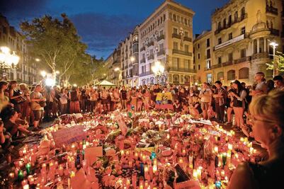Terroristas de Barcelona planeaban ataque mayor