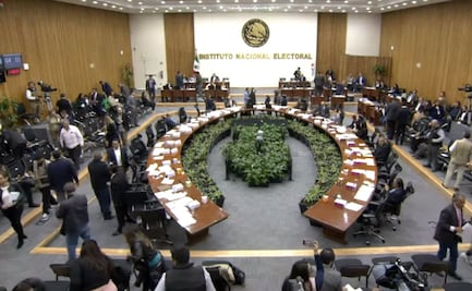 Desalojan a personal del INE por incienso prendido en oficina que activó alerta de incendio