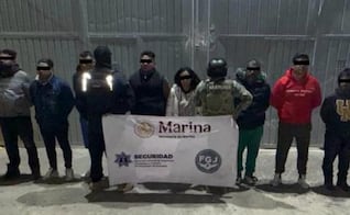 Policía de Ecatepec y elementos de la Marina trasladan a 11 personas acusadas de invasión de predios; van 29 detenidos en lo que va del año