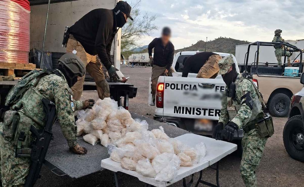 Autoridades federales y estatales aseguraron 200 kilos de metanfetamina en Caborca, Sonora. Foto: Gabinete de Seguridad