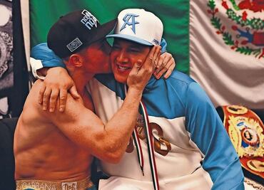 Eddy Reynoso y el tatuaje que tiene del Canelo Álvarez; explica por qué se lo hizo