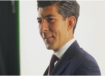 Morena y aliados piden al INE remover a Manuel López San Martín como moderador de debate presidencial