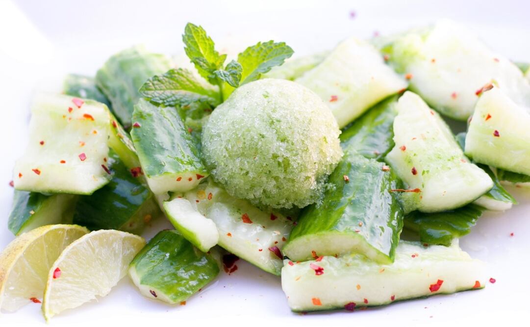 En vez de consumir comida chatarra o frituras, opta por vegetales crudos con un toque de limón. (Fotos: Pixabay) 