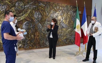 Embajada de Francia hace donaciones para enfrentar Covid-19