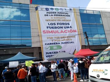 Jueces y trabajadores del Poder Judicial Federal del Edomex cumplen 24 horas de paro activo