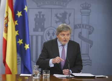 Carmen Thyssen tiene sus necesidades: Íñigo Méndez de Vigo