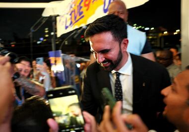 Trump llama "lunático comunista" a musulmán ganador de primarias demócratas en NY; arremete contra políticos de ese partido