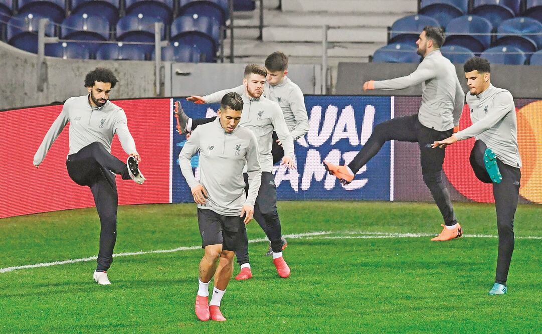 Y en Portugal... El Liverpool buscará dar el primer paso a los cuartos de final de la Champions en la visita al Porto, con Diego Reyes y Héctor Herrera como posibles titulares. 