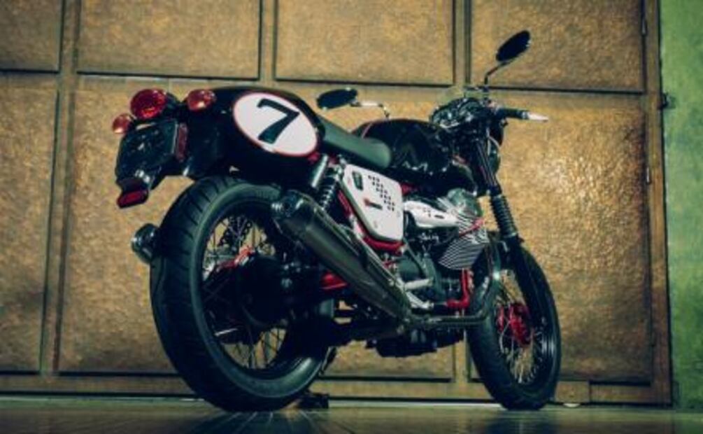 Moto Guzzi V7 Racer 90 aniversario