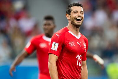 El gol de Dzemaili para el Suiza 1-0 Costa Rica