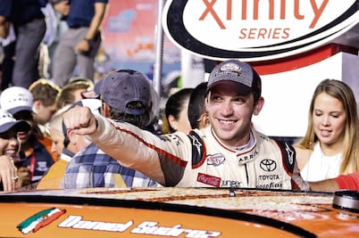 Logra Suárez título histórico