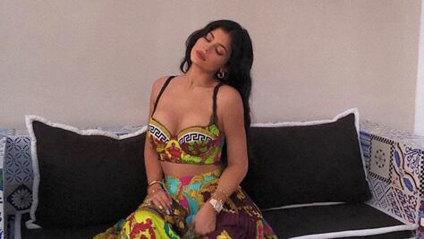 Critican a Kylie Jenner por foto en bikini