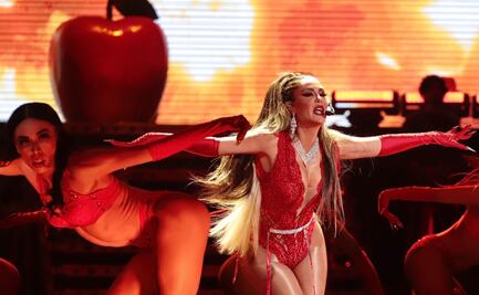 Sergio Mayer regresa con show: "Aquí estamos de pie, porque México es grande"