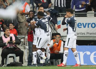 Monterrey golea y le da un baile a León