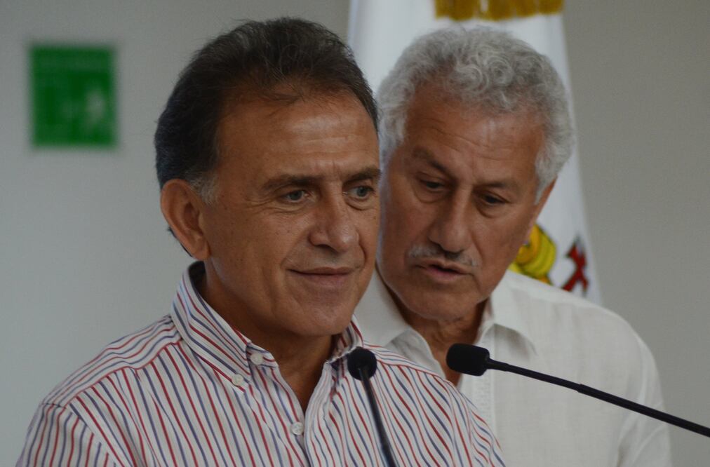 Miguel Ángel Yunes Linares tomó protesta como gobernador de Veracruz el 1 de diciembre de 2016 (Foto: Archivo)