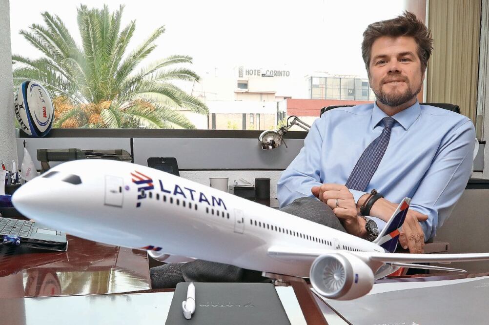 Héctor Iriarte, director general de LATAM Airlines en México (ARIEL OJEDA. EL UNIVERSAL)