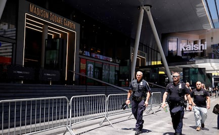 Bradley Cooper, Gigi Hadid y la publicista de Taylor Swift llegan al Madison Square Garden, donde se reporta el enlace de la cantante