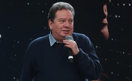 Marco Antonio Muñiz tendrá homenaje a su medida; Verónica Castro, la primera que se apuntó