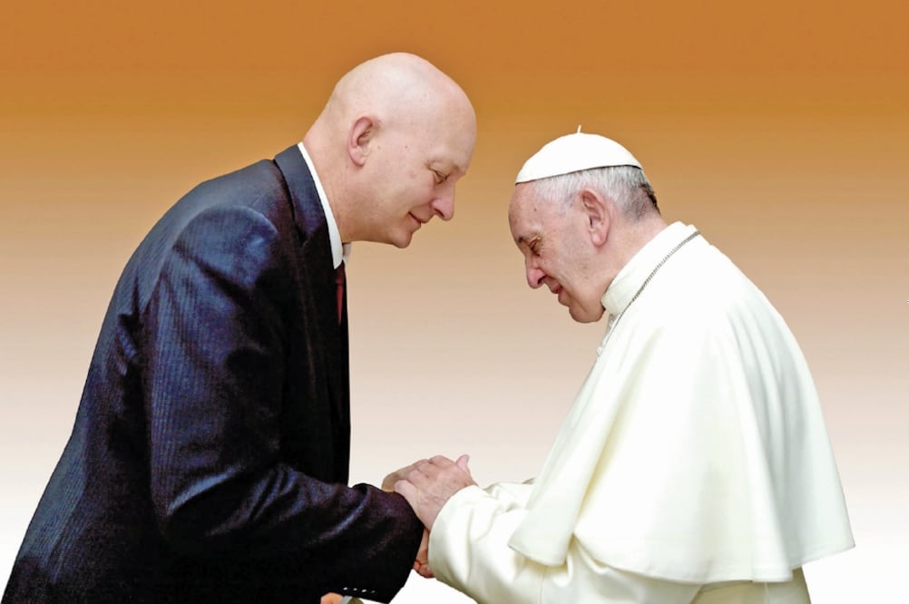 Daniel Pittet y el papa Francisco, en junio de 2016. El Pontífice firmó el prólogo del libro de Pittet sobre los abusos que sufrió. (CORTESÍA DANIEL PITTET)