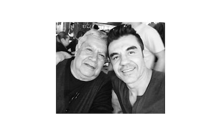 Fallece el papá del actor Adrián Uribe