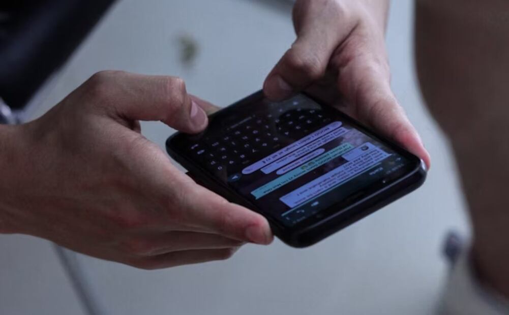 ¿Dónde guarda WhatsApp tus conversaciones y cómo encontrarlas? Imagen: Unsplash