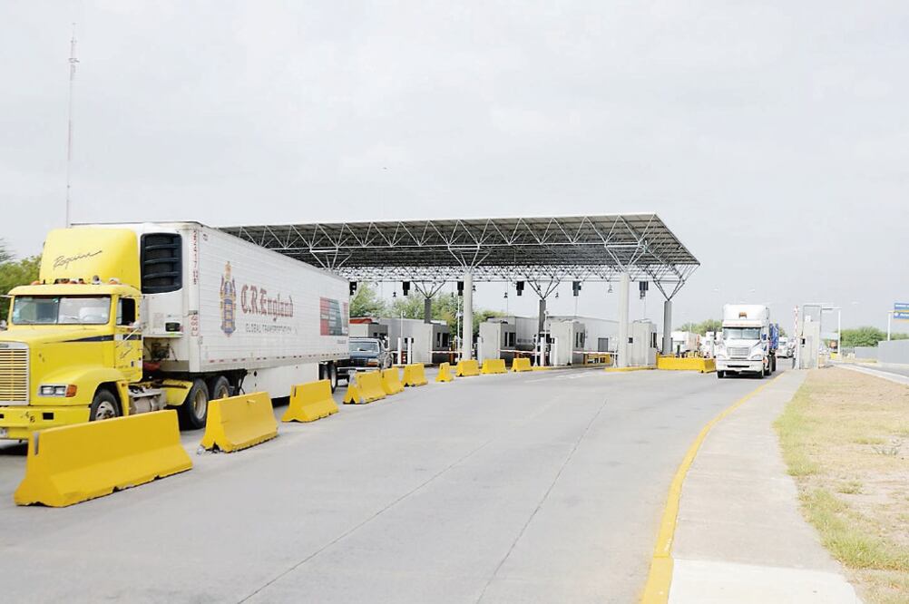 Cada día, por este puerto fronterizo más de 12 mil camiones de carga desplazan casi 40% del flujo comercial carretero del país al extranjero (ESPECIAL)
