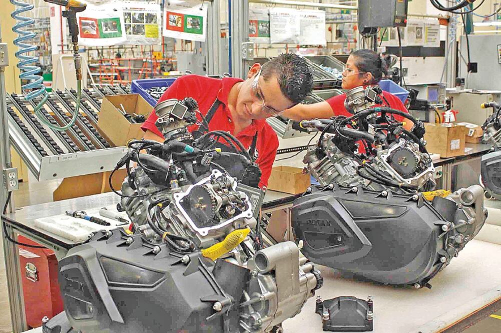 Los fabricantes enfocados a productos de alta tecnología como radios, localizadores satelitales, sistemas de entretenimiento, radares de reversa y GPS, estarán en mejores condiciones para sacarle provecho al TPP (ARCHIVO EL UNIVERSAL)