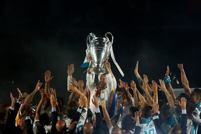 El mexicano presente en la celebración del Real Madrid