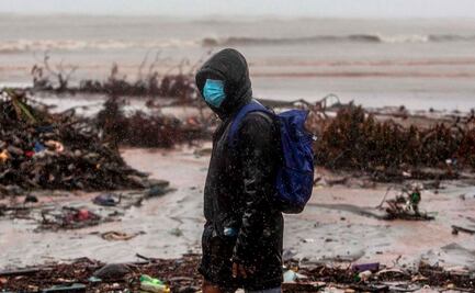 Huracán “Iota” pierde fuerza tras causar graves daños en Nicaragua