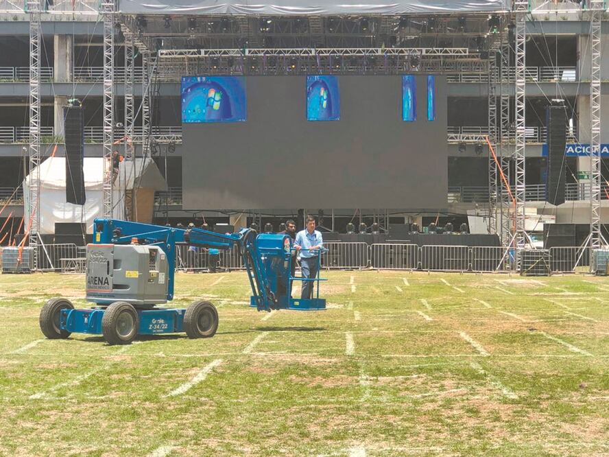 La producción ha preparado una pantalla central de seis por 12 metros de longitud y dos laterales. Foto: ARENA CDMX