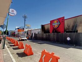 Es muy triste lo que pasó, da coraje, da miedo”; cumple una semana incendio en Waldo’s de Hermosillo