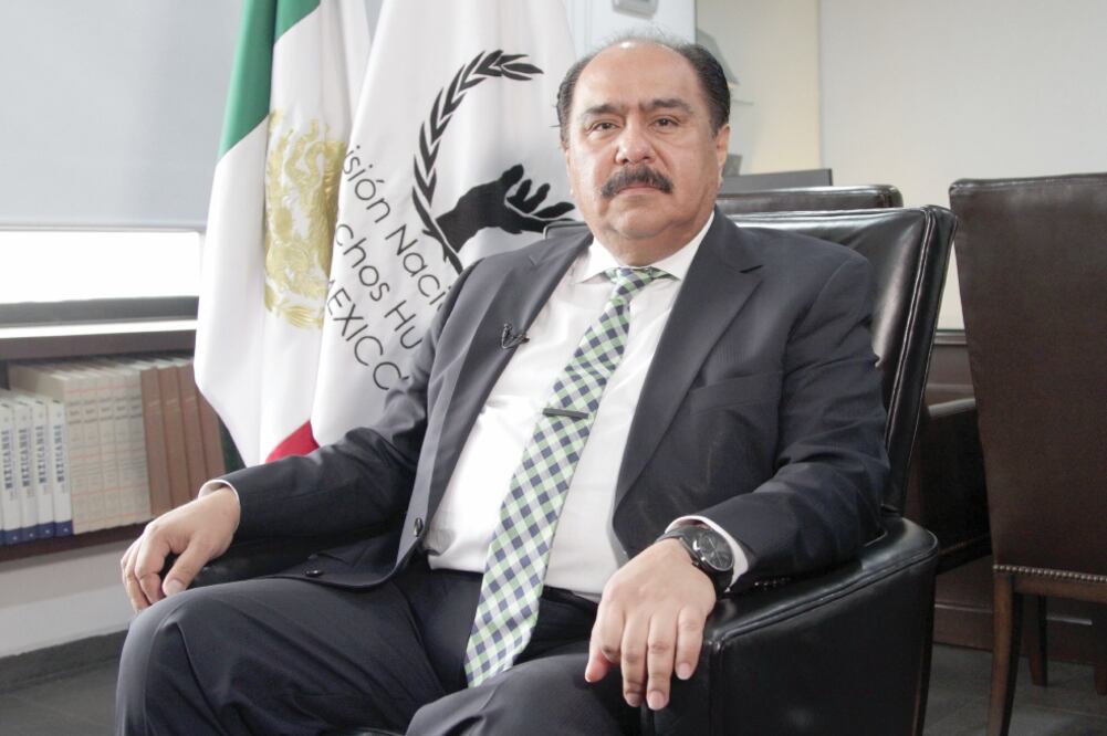 Titular de la Oficina Especial para el caso Iguala, José Trinidad Larrieta Carrasco. Foto: CARLOS MEJÍA. EL UNIVERSAL