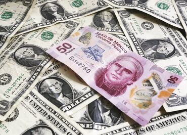 Precio de dólar se disparó por incertidumbre de TLCAN, dice Gobierno de EPN