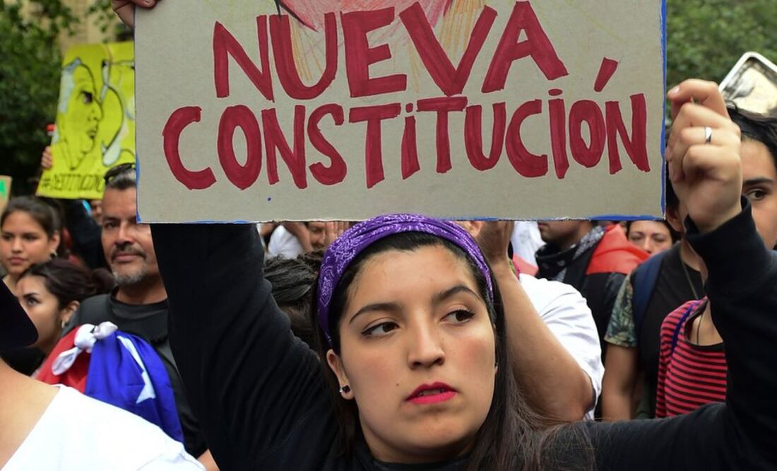 Uno de los principales reclamos durante el estallido social fue la reforma de la Constitución. Foto: Getty Images