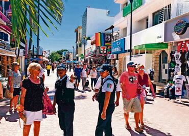 Ingresos por turismo aumentan 3% en abril