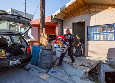 Falla geológica colapsa 4 casas en Tijuana; desalojan 22 viviendas