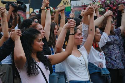 Quieren detener el #UnDiaSinNosotras