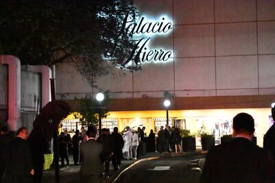 Controlan incendio en Palacio de Hierro de Durango, CDMX