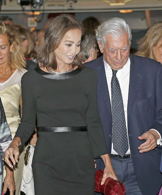 Isabel Preysler es la nueva pareja del reconocido escritor (ARCHIVO EL UNIVERSAL)