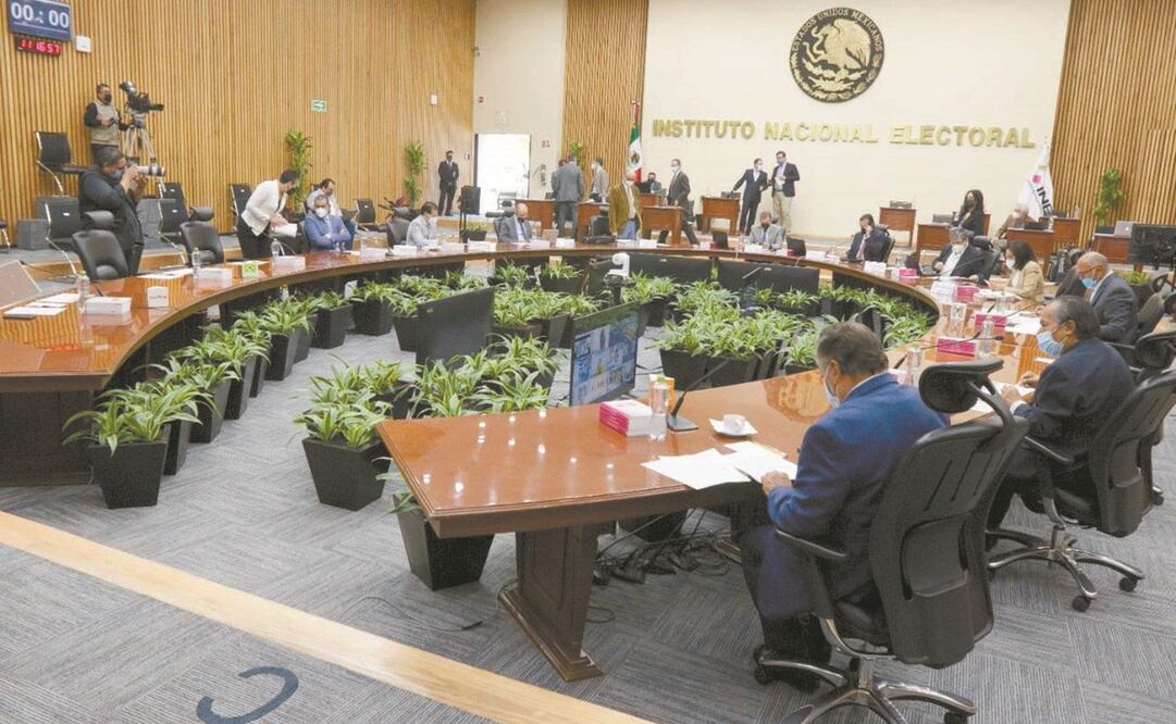 El Consejo General del INE sesionó por más de 3 horas. Foto: Archivo/EL UNIVERSAL.