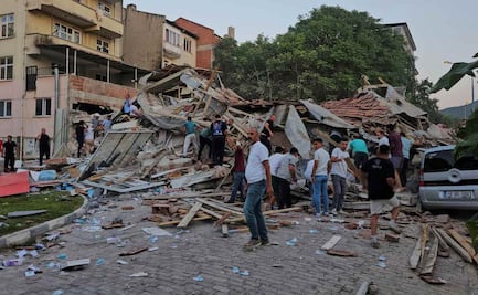 Sismo de magnitud 6.1 sacude Turquía; se desploman varios edificios 