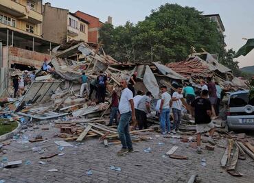 Sismo de magnitud 6.1 sacude Turquía; se desploman varios edificios