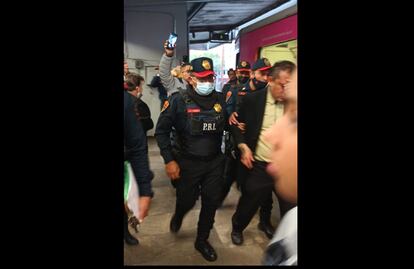 Video. “Al chile esa es mi vida”, detienen a chofer de la Línea 2 del Metro por borracho 