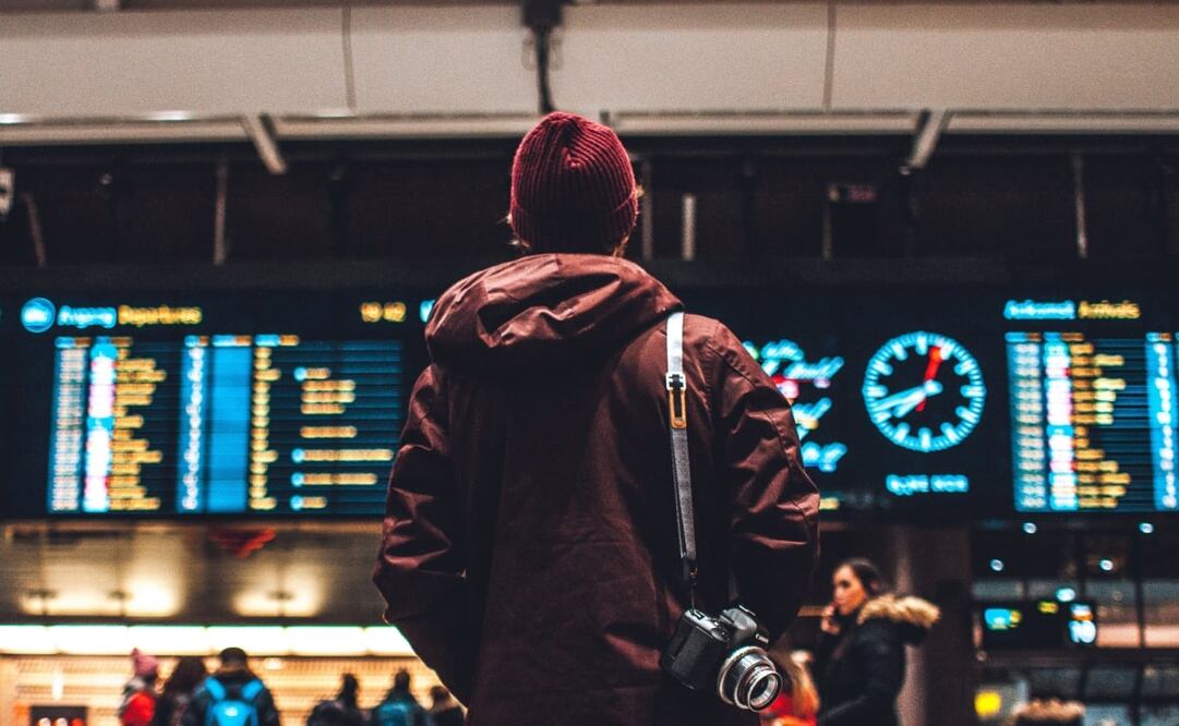 Las autoridades de migración te pueden pedir algo más que tu visa. Imagen: Unsplash